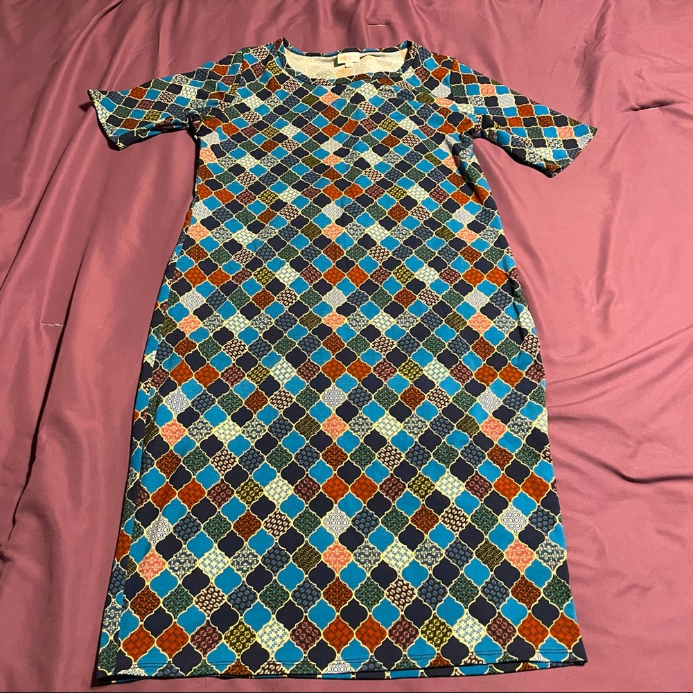 Lularoe Julia damask tile pattern